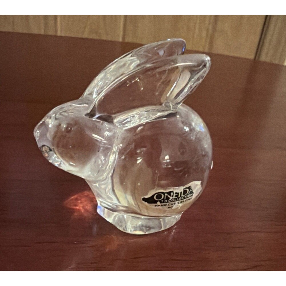 Vintage Oneida Crystal Glass Bunny Rabbit Figure Paperweight.  Great Condition!!